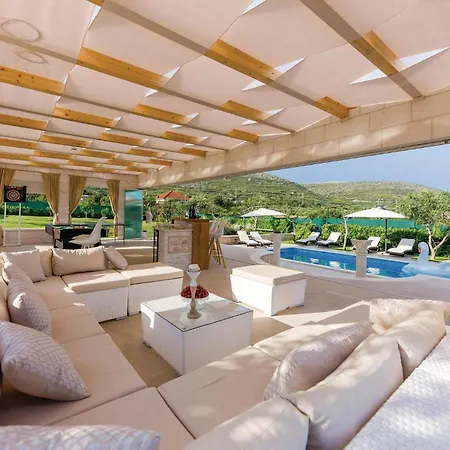 Tatil Evi Cozy In Seget Donji With Jacuzzi *