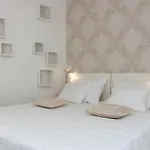 Stunning Home In Seget Donji *